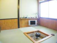 ④　囲炉裏　改装後